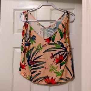 Soma Women's large sleeveless top colorful